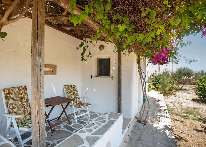 Retreats 3 Paros